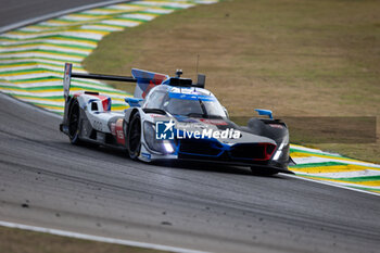 2024-07-12 - 15 VANTHOOR Dries (bel), MARCIELLO Raffaele (swi), WITTMANN Marco (ger), BMW M Team WRT, BMW Hybrid V8 #15, Hypercar, action during the 2024 Rolex 6 Hours of Sao Paulo, 5th round of the 2024 FIA World Endurance Championship, from July 11 to 14, 2024 on the Autódromo José Carlos Pace in Interlagos, Brazil - FIA WEC - 6 HOURS OF SAO PAULO 2024 - ENDURANCE - MOTORS