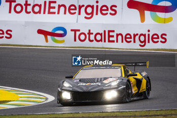 2024-07-12 - 82 JUNCADELLA Daniel (spa), BAUD Sébastien (fra), KOIZUMI Hiroshi (jpn), TF Sport, Corvette Z06 GT3.R #82, LM GT3, action during the 2024 Rolex 6 Hours of Sao Paulo, 5th round of the 2024 FIA World Endurance Championship, from July 12 to 14, 2024 on the Autódromo José Carlos Pace in Interlagos, Brazil - FIA WEC - 6 HOURS OF SAO PAULO 2024 - ENDURANCE - MOTORS