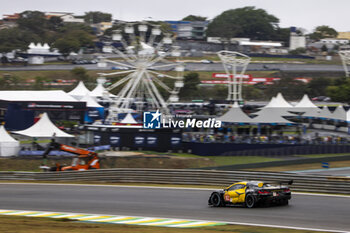 2024-07-12 - 82 JUNCADELLA Daniel (spa), BAUD Sébastien (fra), KOIZUMI Hiroshi (jpn), TF Sport, Corvette Z06 GT3.R #82, LM GT3, action during the 2024 Rolex 6 Hours of Sao Paulo, 5th round of the 2024 FIA World Endurance Championship, from July 12 to 14, 2024 on the Autódromo José Carlos Pace in Interlagos, Brazil - FIA WEC - 6 HOURS OF SAO PAULO 2024 - ENDURANCE - MOTORS