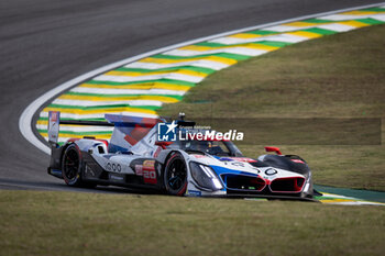 2024-07-12 - 20 VAN DER LINDE Sheldon (zaf), FRIJNS Robin (nld), RAST René (ger), BMW M Team WRT, BMW Hybrid V8 #20, Hypercar, action during the 2024 Rolex 6 Hours of Sao Paulo, 5th round of the 2024 FIA World Endurance Championship, from July 11 to 14, 2024 on the Autódromo José Carlos Pace in Interlagos, Brazil - FIA WEC - 6 HOURS OF SAO PAULO 2024 - ENDURANCE - MOTORS