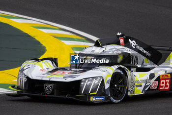 2024-07-12 - 93 JENSEN Mikkel (dnk), MULLER Nico (swi), VERGNE Jean-Eric (fra), Peugeot TotalEnergies, Peugeot 9x8 #93, Hypercar, action during the 2024 Rolex 6 Hours of Sao Paulo, 5th round of the 2024 FIA World Endurance Championship, from July 12 to 14, 2024 on the Autódromo José Carlos Pace in Interlagos, Brazil - FIA WEC - 6 HOURS OF SAO PAULO 2024 - ENDURANCE - MOTORS