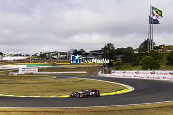 2024-07-12 - 08 BUEMI Sébastien (swi), HARTLEY Brendon (nzl), HIRAKAWA Ryo (jpn), Toyota Gazoo Racing, Toyota GR010 - Hybrid #08, Hypercar, action during the 2024 Rolex 6 Hours of Sao Paulo, 5th round of the 2024 FIA World Endurance Championship, from July 12 to 14, 2024 on the Autódromo José Carlos Pace in Interlagos, Brazil - FIA WEC - 6 HOURS OF SAO PAULO 2024 - ENDURANCE - MOTORS