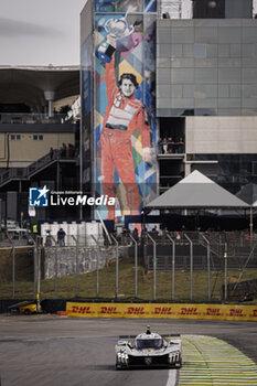 2024-07-12 - 93 JENSEN Mikkel (dnk), MULLER Nico (swi), VERGNE Jean-Eric (fra), Peugeot TotalEnergies, Peugeot 9x8 #93, Hypercar, action during the 2024 Rolex 6 Hours of Sao Paulo, 5th round of the 2024 FIA World Endurance Championship, from July 12 to 14, 2024 on the Autódromo José Carlos Pace in Interlagos, Brazil - FIA WEC - 6 HOURS OF SAO PAULO 2024 - ENDURANCE - MOTORS