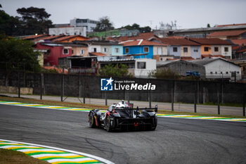 2024-07-13 - 08 BUEMI Sébastien (swi), HARTLEY Brendon (nzl), HIRAKAWA Ryo (jpn), Toyota Gazoo Racing, Toyota GR010 - Hybrid #08, Hypercar, action during the 2024 Rolex 6 Hours of Sao Paulo, 5th round of the 2024 FIA World Endurance Championship, from July 12 to 14, 2024 on the Autódromo José Carlos Pace in Interlagos, Brazil - FIA WEC - 6 HOURS OF SAO PAULO 2024 - ENDURANCE - MOTORS