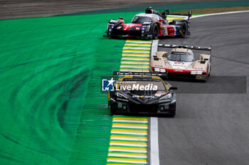 2024-07-13 - 82 JUNCADELLA Daniel (spa), BAUD Sébastien (fra), KOIZUMI Hiroshi (jpn), TF Sport, Corvette Z06 GT3.R #82, LM GT3, action during the 2024 Rolex 6 Hours of Sao Paulo, 5th round of the 2024 FIA World Endurance Championship, from July 12 to 14, 2024 on the Autódromo José Carlos Pace in Interlagos, Brazil - FIA WEC - 6 HOURS OF SAO PAULO 2024 - ENDURANCE - MOTORS