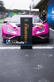 2024-07-13 - BOVY Sarah (bel), Iron Dames, Lamborghini Huracan GT3 Evo2, portrait celebrates his pole position during the 2024 Rolex 6 Hours of Sao Paulo, 5th round of the 2024 FIA World Endurance Championship, from July 12 to 14, 2024 on the Autódromo José Carlos Pace in Interlago, Brazil - FIA WEC - 6 HOURS OF SAO PAULO 2024 - ENDURANCE - MOTORS