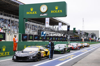 2024-07-13 - 82 JUNCADELLA Daniel (spa), BAUD Sébastien (fra), KOIZUMI Hiroshi (jpn), TF Sport, Corvette Z06 GT3.R #82, LM GT3, ambiance during the 2024 Rolex 6 Hours of Sao Paulo, 5th round of the 2024 FIA World Endurance Championship, from July 12 to 14, 2024 on the Autódromo José Carlos Pace in Interlago, Brazil - FIA WEC - 6 HOURS OF SAO PAULO 2024 - ENDURANCE - MOTORS