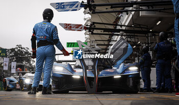 2024-07-13 - 36 VAXIVIERE Matthieu (fra), SCHUMACHER Mick (ger), LAPIERRE Nicolas (fra), Alpine Endurance Team, Alpine A424 #36, Hypercar, PIT STOP, ARRET AUX STANDS during the 2024 Rolex 6 Hours of Sao Paulo, 5th round of the 2024 FIA World Endurance Championship, from July 12 to 14, 2024 on the Autódromo José Carlos Pace in Interlagos, Brazil - FIA WEC - 6 HOURS OF SAO PAULO 2024 - ENDURANCE - MOTORS