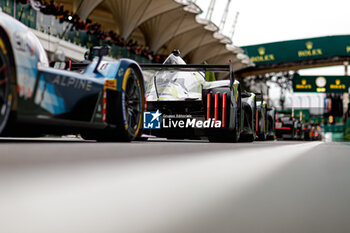 2024-07-13 - 93 JENSEN Mikkel (dnk), MULLER Nico (swi), VERGNE Jean-Eric (fra), Peugeot TotalEnergies, Peugeot 9x8 #93, Hypercar, action during the 2024 Rolex 6 Hours of Sao Paulo, 5th round of the 2024 FIA World Endurance Championship, from July 12 to 14, 2024 on the Autódromo José Carlos Pace in Interlagos, Brazil - FIA WEC - 6 HOURS OF SAO PAULO 2024 - ENDURANCE - MOTORS