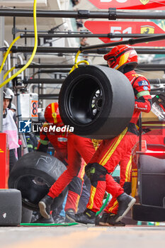 2024-07-13 - 50 FUOCO Antonio (ita), MOLINA Miguel (spa), NIELSEN Nicklas (dnk), Ferrari AF Corse, Ferrari 499P #50, Hypercar, pitstop, arrêt aux stands, during the 2024 Rolex 6 Hours of Sao Paulo, 5th round of the 2024 FIA World Endurance Championship, from July 12 to 14, 2024 on the Autódromo José Carlos Pace in Interlagos, Brazil - FIA WEC - 6 HOURS OF SAO PAULO 2024 - ENDURANCE - MOTORS