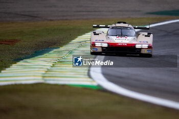 2024-07-13 - 12 STEVENS Will (gbr), NATO Norman (fra), ILOTT Callum (gbr), Hertz Team Jota, Porsche 963 #12, action during the 2024 Rolex 6 Hours of Sao Paulo, 5th round of the 2024 FIA World Endurance Championship, from July 11 to 14, 2024 on the Autódromo José Carlos Pace in Interlagos, Brazil - FIA WEC - 6 HOURS OF SAO PAULO 2024 - ENDURANCE - MOTORS