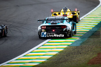 2024-07-13 - 77 BARKER Ben (gbr), HARDWICK Ryan (usa), ROBICHON Zacharie (can), Proton Competition, Ford Mustang GT3 #77, action during the 2024 Rolex 6 Hours of Sao Paulo, 5th round of the 2024 FIA World Endurance Championship, from July 11 to 14, 2024 on the Autódromo José Carlos Pace in Interlagos, Brazil - FIA WEC - 6 HOURS OF SAO PAULO 2024 - ENDURANCE - MOTORS