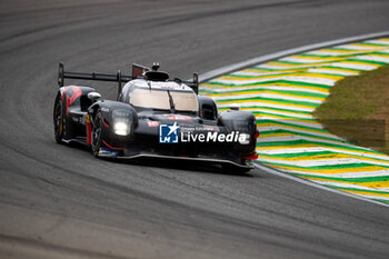 2024-07-13 - 08 BUEMI Sébastien (swi), HARTLEY Brendon (nzl), HIRAKAWA Ryo (jpn), Toyota Gazoo Racing, Toyota GR010 - Hybrid #08, Hypercar, action during the 2024 Rolex 6 Hours of Sao Paulo, 5th round of the 2024 FIA World Endurance Championship, from July 12 to 14, 2024 on the Autódromo José Carlos Pace in Interlagos, Brazil - FIA WEC - 6 HOURS OF SAO PAULO 2024 - ENDURANCE - MOTORS