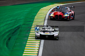 2024-07-13 - 93 JENSEN Mikkel (dnk), MULLER Nico (swi), VERGNE Jean-Eric (fra), Peugeot TotalEnergies, Peugeot 9x8 #93, Hypercar, action during the 2024 Rolex 6 Hours of Sao Paulo, 5th round of the 2024 FIA World Endurance Championship, from July 12 to 14, 2024 on the Autódromo José Carlos Pace in Interlagos, Brazil - FIA WEC - 6 HOURS OF SAO PAULO 2024 - ENDURANCE - MOTORS