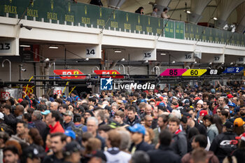 2024-07-13 - Autograph session during the 2024 Rolex 6 Hours of Sao Paulo, 5th round of the 2024 FIA World Endurance Championship, from July 11 to 14, 2024 on the Autódromo José Carlos Pace in Interlagos, Brazil - FIA WEC - 6 HOURS OF SAO PAULO 2024 - ENDURANCE - MOTORS