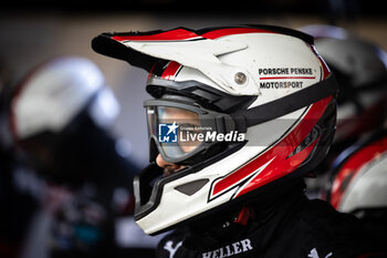 2024-07-13 - Mechanic Porsche Penske Motorsport during the 2024 Rolex 6 Hours of Sao Paulo, 5th round of the 2024 FIA World Endurance Championship, from July 11 to 14, 2024 on the Autódromo José Carlos Pace in Interlagos, Brazil - FIA WEC - 6 HOURS OF SAO PAULO 2024 - ENDURANCE - MOTORS