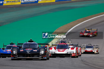 2024-07-14 - depart, start, 07 CONWAY Mike (gbr), KOBAYASHI Kamui (jpn), DE VRIES Nyck (nld), Toyota Gazoo Racing, Toyota GR010 - Hybrid #07, Hypercar, action during the 2024 Rolex 6 Hours of Sao Paulo, 5th round of the 2024 FIA World Endurance Championship, from July 12 to 14, 2024 on the Autódromo José Carlos Pace in Interlagos, Brazil - FIA WEC - 6 HOURS OF SAO PAULO 2024 - ENDURANCE - MOTORS