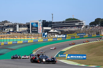 2024-07-14 - 07 CONWAY Mike (gbr), KOBAYASHI Kamui (jpn), DE VRIES Nyck (nld), Toyota Gazoo Racing, Toyota GR010 - Hybrid #07, Hypercar, actiondepart, start, during the 2024 Rolex 6 Hours of Sao Paulo, 5th round of the 2024 FIA World Endurance Championship, from July 12 to 14, 2024 on the Autódromo José Carlos Pace in Interlagos, Brazil - FIA WEC - 6 HOURS OF SAO PAULO 2024 - ENDURANCE - MOTORS