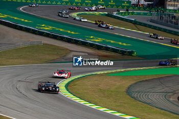 2024-07-14 - 08 BUEMI Sébastien (swi), HARTLEY Brendon (nzl), HIRAKAWA Ryo (jpn), Toyota Gazoo Racing, Toyota GR010 - Hybrid #08, Hypercar, action during the 2024 Rolex 6 Hours of Sao Paulo, 5th round of the 2024 FIA World Endurance Championship, from July 12 to 14, 2024 on the Autódromo José Carlos Pace in Interlagos, Brazil - FIA WEC - 6 HOURS OF SAO PAULO 2024 - ENDURANCE - MOTORS