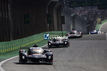 2024-07-14 - 07 CONWAY Mike (gbr), KOBAYASHI Kamui (jpn), DE VRIES Nyck (nld), Toyota Gazoo Racing, Toyota GR010 - Hybrid #07, Hypercar, action during the 2024 Rolex 6 Hours of Sao Paulo, 5th round of the 2024 FIA World Endurance Championship, from July 12 to 14, 2024 on the Autódromo José Carlos Pace in Interlagos, Brazil - FIA WEC - 6 HOURS OF SAO PAULO 2024 - ENDURANCE - MOTORS