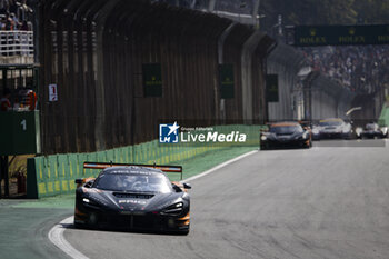 2024-07-14 - 95 SATO Marino (jpn), PINO Nico (chl), CAYGILL Josh (gbr), United Autosports, McLaren 720S GT3 Evo #95, LM GT3, action during the 2024 Rolex 6 Hours of Sao Paulo, 5th round of the 2024 FIA World Endurance Championship, from July 12 to 14, 2024 on the Autódromo José Carlos Pace in Interlagos, Brazil - FIA WEC - 6 HOURS OF SAO PAULO 2024 - ENDURANCE - MOTORS