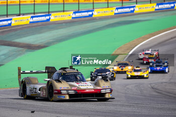 2024-07-14 - 38 RASMUSSEN Oliver (dnk), HANSON Philip (gbr), BUTTON Jenson (gbr), Hertz Team Jota, Porsche 963 #38, Hypercar, action during the 2024 Rolex 6 Hours of Sao Paulo, 5th round of the 2024 FIA World Endurance Championship, from July 12 to 14, 2024 on the Autódromo José Carlos Pace in Interlagos, Brazil - FIA WEC - 6 HOURS OF SAO PAULO 2024 - ENDURANCE - MOTORS