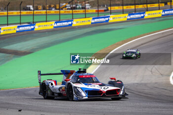 2024-07-14 - 20 VAN DER LINDE Sheldon (zaf), FRIJNS Robin (nld), RAST René (ger), BMW M Team WRT, BMW Hybrid V8 #20, Hypercar, action during the 2024 Rolex 6 Hours of Sao Paulo, 5th round of the 2024 FIA World Endurance Championship, from July 12 to 14, 2024 on the Autódromo José Carlos Pace in Interlagos, Brazil - FIA WEC - 6 HOURS OF SAO PAULO 2024 - ENDURANCE - MOTORS