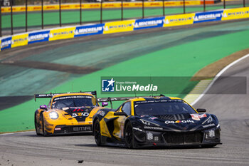 2024-07-14 - 82 JUNCADELLA Daniel (spa), BAUD Sébastien (fra), KOIZUMI Hiroshi (jpn), TF Sport, Corvette Z06 GT3.R #82, LM GT3, action during the 2024 Rolex 6 Hours of Sao Paulo, 5th round of the 2024 FIA World Endurance Championship, from July 12 to 14, 2024 on the Autódromo José Carlos Pace in Interlagos, Brazil - FIA WEC - 6 HOURS OF SAO PAULO 2024 - ENDURANCE - MOTORS