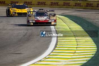 2024-07-14 - 12 STEVENS Will (gbr), NATO Norman (fra), ILOTT Callum (gbr), Hertz Team Jota, Porsche 963 #12, Hypercar, action during the 2024 Rolex 6 Hours of Sao Paulo, 5th round of the 2024 FIA World Endurance Championship, from July 12 to 14, 2024 on the Autódromo José Carlos Pace in Interlagos, Brazil - FIA WEC - 6 HOURS OF SAO PAULO 2024 - ENDURANCE - MOTORS