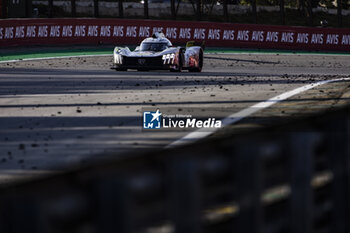 2024-07-14 - 93 JENSEN Mikkel (dnk), MULLER Nico (swi), VERGNE Jean-Eric (fra), Peugeot TotalEnergies, Peugeot 9x8 #93, Hypercar, action during the 2024 Rolex 6 Hours of Sao Paulo, 5th round of the 2024 FIA World Endurance Championship, from July 12 to 14, 2024 on the Autódromo José Carlos Pace in Interlagos, Brazil - FIA WEC - 6 HOURS OF SAO PAULO 2024 - ENDURANCE - MOTORS