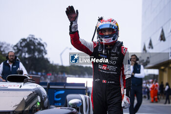 2024-07-14 - BUEMI Sébastien (swi), Toyota Gazoo Racing, Toyota GR010 - Hybrid, celebrating his win during the 2024 Rolex 6 Hours of Sao Paulo, 5th round of the 2024 FIA World Endurance Championship, from July 12 to 14, 2024 on the Autódromo José Carlos Pace in Interlagos, Brazil - FIA WEC - 6 HOURS OF SAO PAULO 2024 - ENDURANCE - MOTORS