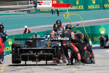 2024-07-14 - 07 CONWAY Mike (gbr), KOBAYASHI Kamui (jpn), DE VRIES Nyck (nld), Toyota Gazoo Racing, Toyota GR010 - Hybrid #07, Hypercar, action, pitstop, arrêt aux stands, during the 2024 Rolex 6 Hours of Sao Paulo, 5th round of the 2024 FIA World Endurance Championship, from July 12 to 14, 2024 on the Autódromo José Carlos Pace in Interlagos, Brazil - FIA WEC - 6 HOURS OF SAO PAULO 2024 - ENDURANCE - MOTORS