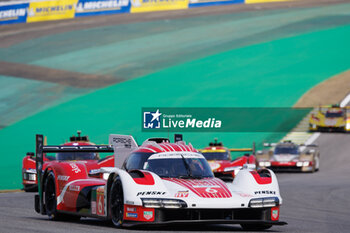 2024-07-14 - 06 ESTRE Kevin (fra), LOTTERER André (ger), VANTHOOR Laurens (bel), Porsche Penske Motorsport, Porsche 963 #06, Hypercar, action during the 2024 Rolex 6 Hours of Sao Paulo, 5th round of the 2024 FIA World Endurance Championship, from July 12 to 14, 2024 on the Autódromo José Carlos Pace in Interlagos, Brazil - FIA WEC - 6 HOURS OF SAO PAULO 2024 - ENDURANCE - MOTORS