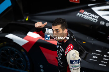 2024-07-14 - BUEMI Sébastien (swi), Toyota Gazoo Racing, Toyota GR010 - Hybrid, portrait at the parc fermé during the 2024 Rolex 6 Hours of Sao Paulo, 5th round of the 2024 FIA World Endurance Championship, from July 11 to 14, 2024 on the Autódromo José Carlos Pace in Interlagos, Brazil - FIA WEC - 6 HOURS OF SAO PAULO 2024 - ENDURANCE - MOTORS