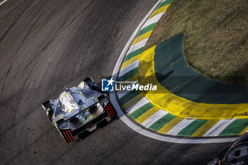 2024-07-14 - 93 JENSEN Mikkel (dnk), MULLER Nico (swi), VERGNE Jean-Eric (fra), Peugeot TotalEnergies, Peugeot 9x8 #93, Hypercar, action during the 2024 Rolex 6 Hours of Sao Paulo, 5th round of the 2024 FIA World Endurance Championship, from July 12 to 14, 2024 on the Autódromo José Carlos Pace in Interlagos, Brazil - FIA WEC - 6 HOURS OF SAO PAULO 2024 - ENDURANCE - MOTORS