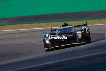 2024-07-14 - 08 BUEMI Sébastien (swi), HARTLEY Brendon (nzl), HIRAKAWA Ryo (jpn), Toyota Gazoo Racing, Toyota GR010 - Hybrid #08, Hypercar, action during the 2024 Rolex 6 Hours of Sao Paulo, 5th round of the 2024 FIA World Endurance Championship, from July 12 to 14, 2024 on the Autódromo José Carlos Pace in Interlagos, Brazil - FIA WEC - 6 HOURS OF SAO PAULO 2024 - ENDURANCE - MOTORS