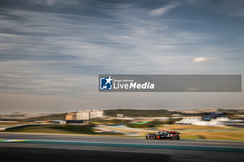 2024-07-14 - 08 BUEMI Sébastien (swi), HARTLEY Brendon (nzl), HIRAKAWA Ryo (jpn), Toyota Gazoo Racing, Toyota GR010 - Hybrid #08, Hypercar, action during the 2024 Rolex 6 Hours of Sao Paulo, 5th round of the 2024 FIA World Endurance Championship, from July 12 to 14, 2024 on the Autódromo José Carlos Pace in Interlagos, Brazil - FIA WEC - 6 HOURS OF SAO PAULO 2024 - ENDURANCE - MOTORS