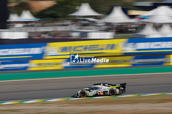 2024-07-14 - 94 DUVAL Loïc (fra), DI RESTA Paul (gbr), VANDOORNE Stoffel (bel), Peugeot TotalEnergies, Peugeot 9x8 #94, Hypercar, action during the 2024 Rolex 6 Hours of Sao Paulo, 5th round of the 2024 FIA World Endurance Championship, from July 12 to 14, 2024 on the Autódromo José Carlos Pace in Interlagos, Brazil - FIA WEC - 6 HOURS OF SAO PAULO 2024 - ENDURANCE - MOTORS