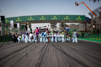 2024-07-14 - Starting grid during the 2024 Rolex 6 Hours of Sao Paulo, 5th round of the 2024 FIA World Endurance Championship, from July 11 to 14, 2024 on the Autódromo José Carlos Pace in Interlagos, Brazil - FIA WEC - 6 HOURS OF SAO PAULO 2024 - ENDURANCE - MOTORS