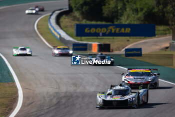 2024-07-14 - 94 DUVAL Loïc (fra), DI RESTA Paul (gbr), VANDOORNE Stoffel (bel), Peugeot TotalEnergies, Peugeot 9x8 #94, Hypercar, action during the 2024 Rolex 6 Hours of Sao Paulo, 5th round of the 2024 FIA World Endurance Championship, from July 11 to 14, 2024 on the Autódromo José Carlos Pace in Interlagos, Brazil - FIA WEC - 6 HOURS OF SAO PAULO 2024 - ENDURANCE - MOTORS