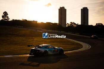 2024-07-14 - 77 BARKER Ben (gbr), HARDWICK Ryan (usa), ROBICHON Zacharie (can), Proton Competition, Ford Mustang GT3 #77, LM GT3, action during the 2024 Rolex 6 Hours of Sao Paulo, 5th round of the 2024 FIA World Endurance Championship, from July 12 to 14, 2024 on the Autódromo José Carlos Pace in Interlagos, Brazil - FIA WEC - 6 HOURS OF SAO PAULO 2024 - ENDURANCE - MOTORS