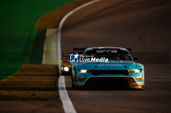 2024-07-14 - 77 BARKER Ben (gbr), HARDWICK Ryan (usa), ROBICHON Zacharie (can), Proton Competition, Ford Mustang GT3 #77, LM GT3, action during the 2024 Rolex 6 Hours of Sao Paulo, 5th round of the 2024 FIA World Endurance Championship, from July 12 to 14, 2024 on the Autódromo José Carlos Pace in Interlagos, Brazil - FIA WEC - 6 HOURS OF SAO PAULO 2024 - ENDURANCE - MOTORS