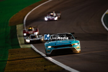 2024-07-14 - 77 BARKER Ben (gbr), HARDWICK Ryan (usa), ROBICHON Zacharie (can), Proton Competition, Ford Mustang GT3 #77, LM GT3, action during the 2024 Rolex 6 Hours of Sao Paulo, 5th round of the 2024 FIA World Endurance Championship, from July 12 to 14, 2024 on the Autódromo José Carlos Pace in Interlagos, Brazil - FIA WEC - 6 HOURS OF SAO PAULO 2024 - ENDURANCE - MOTORS