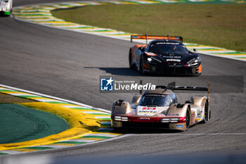 2024-07-14 - 12 STEVENS Will (gbr), NATO Norman (fra), ILOTT Callum (gbr), Hertz Team Jota, Porsche 963 #12, action during the 2024 Rolex 6 Hours of Sao Paulo, 5th round of the 2024 FIA World Endurance Championship, from July 11 to 14, 2024 on the Autódromo José Carlos Pace in Interlagos, Brazil - FIA WEC - 6 HOURS OF SAO PAULO 2024 - ENDURANCE - MOTORS