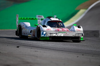 2024-07-14 - 99 TINCKNELL Harry (gbr), JANI Neel (swi), ANDLAUER Julien (fra), Proton Competition, Porsche 963 #99, action during the 2024 Rolex 6 Hours of Sao Paulo, 5th round of the 2024 FIA World Endurance Championship, from July 11 to 14, 2024 on the Autódromo José Carlos Pace in Interlagos, Brazil - FIA WEC - 6 HOURS OF SAO PAULO 2024 - ENDURANCE - MOTORS