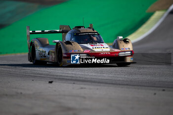 2024-07-14 - 38 RASMUSSEN Oliver (dnk), HANSON Philip (gbr), BUTTON Jenson (gbr), Hertz Team Jota, Porsche 963 #38, action during the 2024 Rolex 6 Hours of Sao Paulo, 5th round of the 2024 FIA World Endurance Championship, from July 11 to 14, 2024 on the Autódromo José Carlos Pace in Interlagos, Brazil - FIA WEC - 6 HOURS OF SAO PAULO 2024 - ENDURANCE - MOTORS