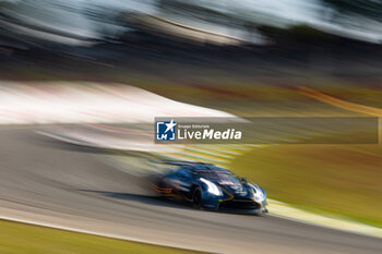 2024-07-14 - 27 JAMES Ian (usa), MANCINELLI Daniel (ita), RIBERAS Alex (spa), Heart of Racing Team, Aston Martin Vantage GT3 #27, action during the 2024 Rolex 6 Hours of Sao Paulo, 5th round of the 2024 FIA World Endurance Championship, from July 11 to 14, 2024 on the Autódromo José Carlos Pace in Interlagos, Brazil - FIA WEC - 6 HOURS OF SAO PAULO 2024 - ENDURANCE - MOTORS