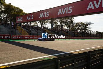 2024-07-14 - 02 BAMBER Earl (nzl), LYNN Alex (gbr), Cadillac Racing #02, Hypercar, action during the 2024 Rolex 6 Hours of Sao Paulo, 5th round of the 2024 FIA World Endurance Championship, from July 12 to 14, 2024 on the Autódromo José Carlos Pace in Interlagos, Brazil - FIA WEC - 6 HOURS OF SAO PAULO 2024 - ENDURANCE - MOTORS