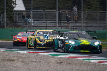 2024-09-21 - Charles CLARK,Matisse LISMONT,Sam DEJONGHE, of a team Comtoyou Racing, on a Aston Martin Vantage AMR GT3 EVO on action during the FP at Fanatec GT Word Challenge in Monza - FANATEC GT ENDURANCE CUP - ENDURANCE - MOTORS