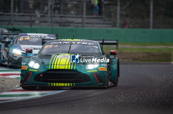 2024-09-21 - Job VAN UITEIRT,John DE WILDE,Kobe PAUWELS, of a team Comtoyou Racing, on a Aston Martin Vantage AMR GT3 EVO on action during the FP at Fanatec GT Word Challenge in Monza - FANATEC GT ENDURANCE CUP - ENDURANCE - MOTORS